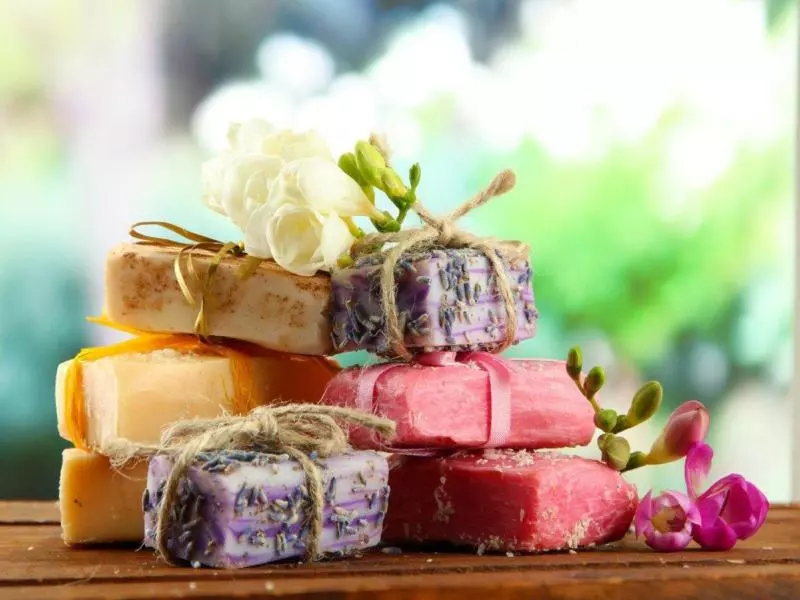 بهترین قیمت خرید صابون لایه بردار فلوکسیا