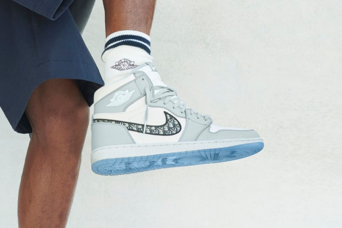 خرید انواع کفش کتونی نایک جردن + قیمت