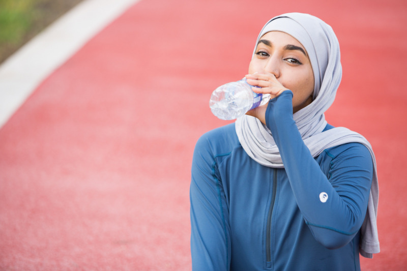 قیمت لباس ورزشی زنانه از تولید به مصرف