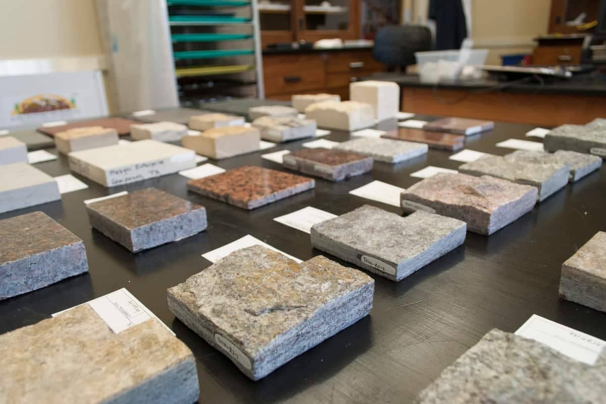 خرید سنگ های ساختمانی صادراتی با قیمت استثنایی