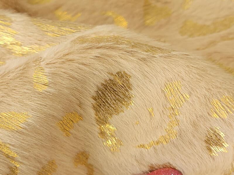 بهترین قیمت خرید پارچه خز طلاکوب