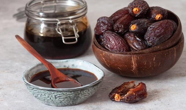 خرید و قیمت روز شیره خرما طبس