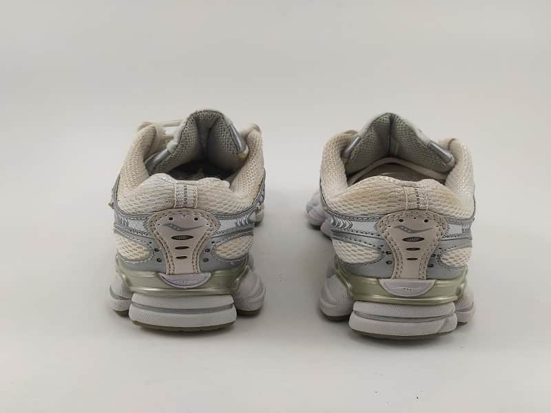 خرید کفش ساکونی اصل زنانه + بهترین قیمت