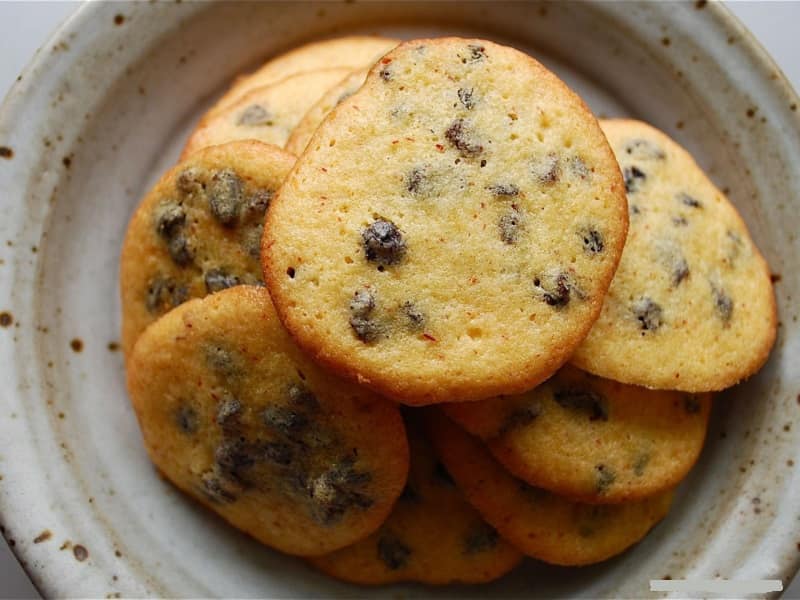 خرید کلوچه کشمشی زعفرانی بدون فر + بهترین قیمت