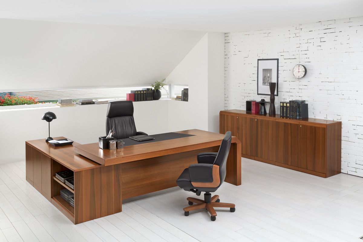 خرید و قیمت میز مدیریت کلاسیک ساده