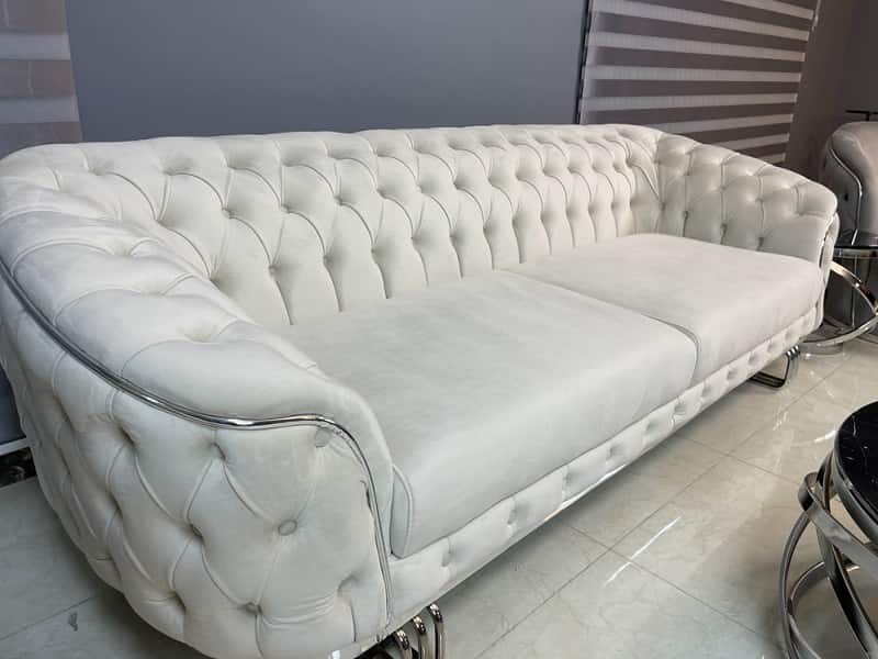 قیمت و خرید مبل چستر شیری رنگ + فروش ارزان