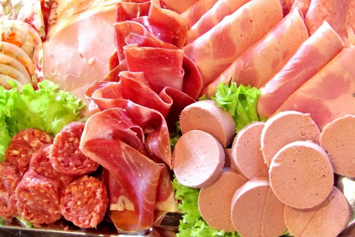 بهترین قیمت خرید سوسیس آلمانی مهام