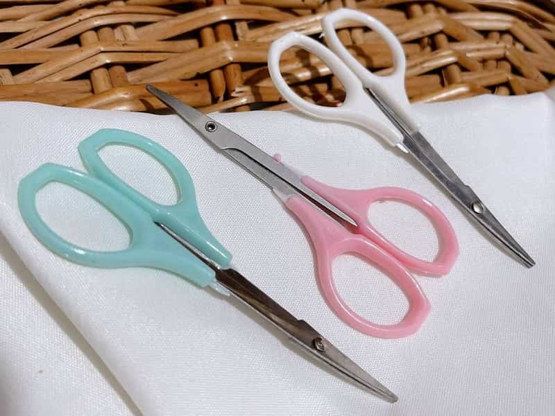 مدل های مختلف قیچی ابرو با قیمت باورنکردنی