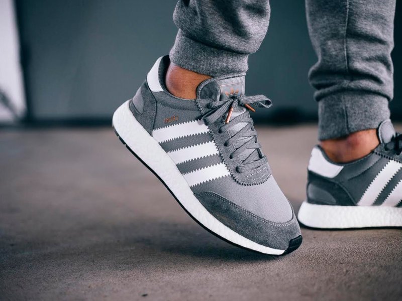 خرید کفش آدیداس اصل آلمان + بهترین قیمت