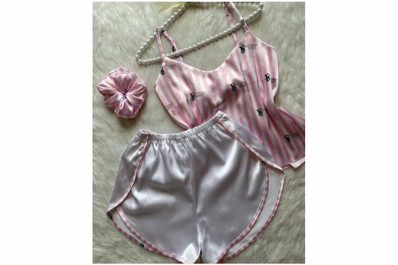 خرید لباس خواب زنانه ساتن با قیمت استثنایی