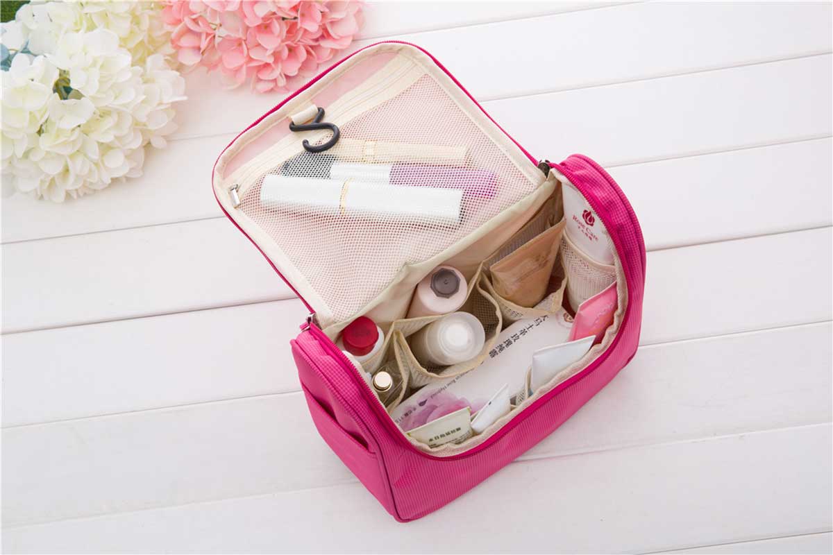 قیمت خرید کیف آرایش williams + خواص، معایب و مزایا