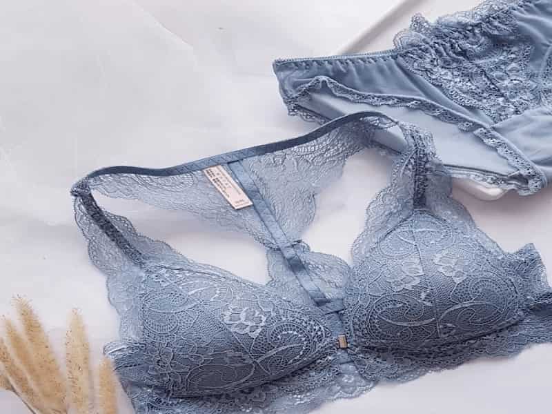 خرید جدیدترین انواع لباس زير زنانه ست