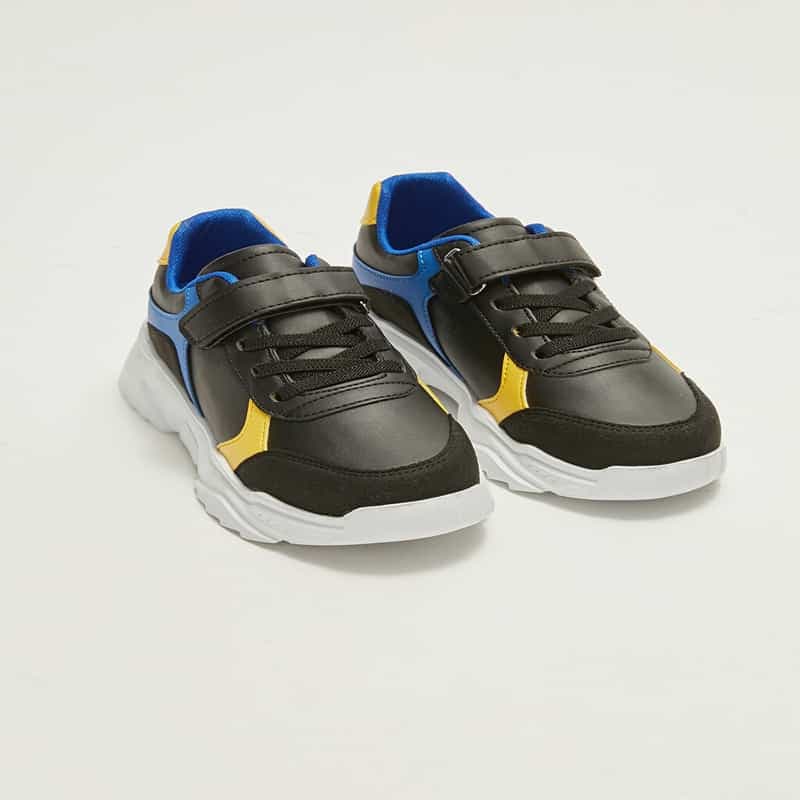 خرید جدیدترین انواع کفش بچه گانه ال سی وایکیکی