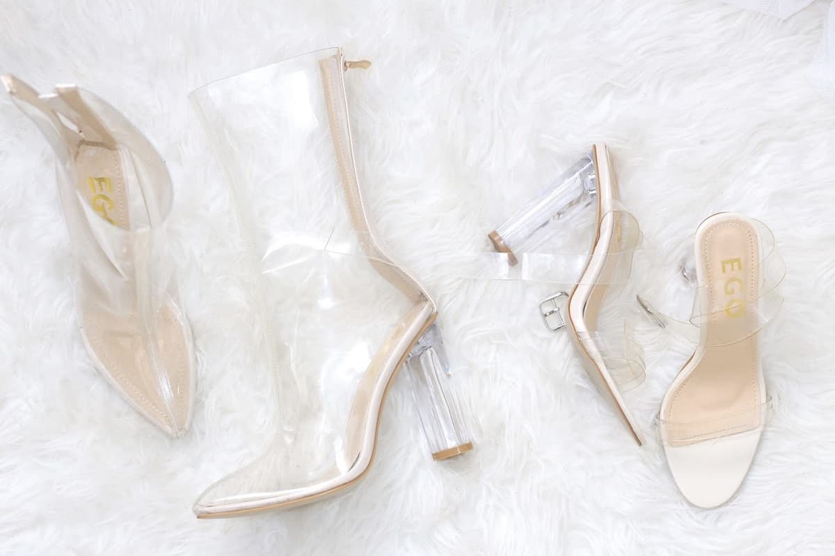 خرید و قیمت انواع کفش مجلسی شیشه ای