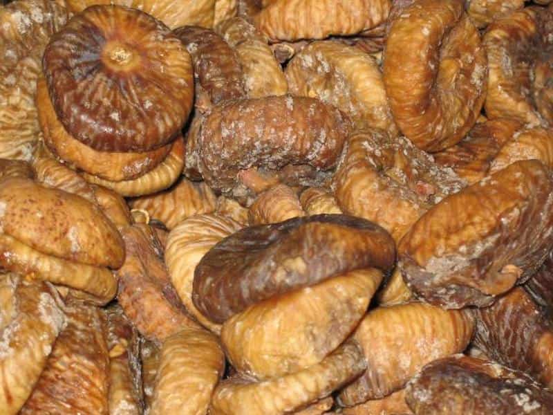 طرز تهیه جوشانده انجیر خشک برای سرفه