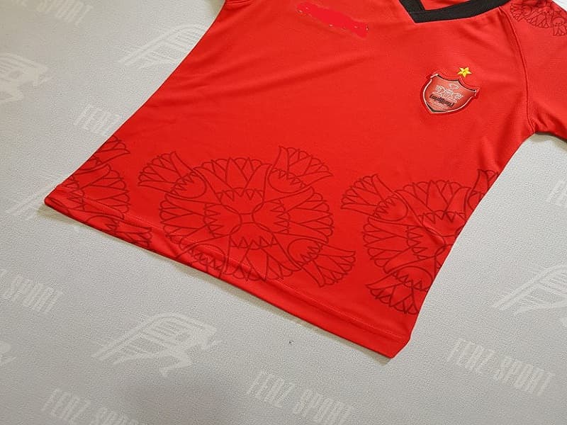 لیست قیمت لباس بچه گانه پرسپولیس 1402