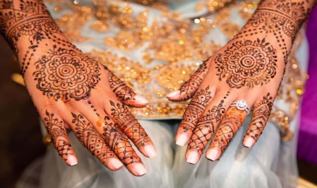 خرید جدیدترین انواع حنا هندی تاتو