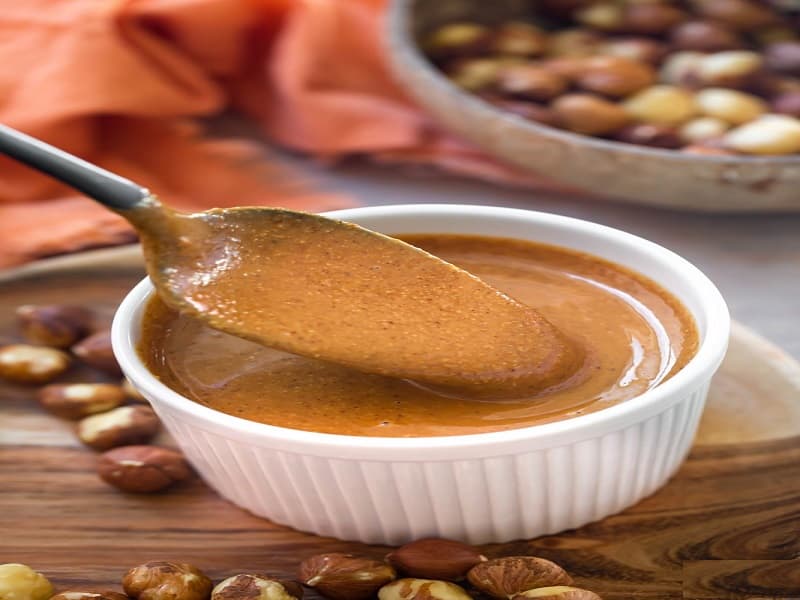 خواص کره فندق برای چاقی + بهترین روش مصرف