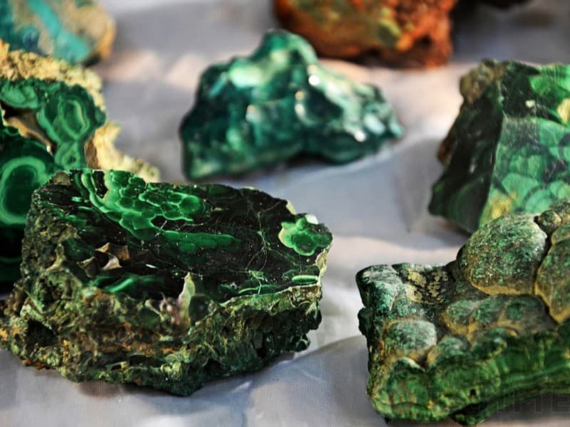 راهنمای کامل خرید سنگ عقیق سبز