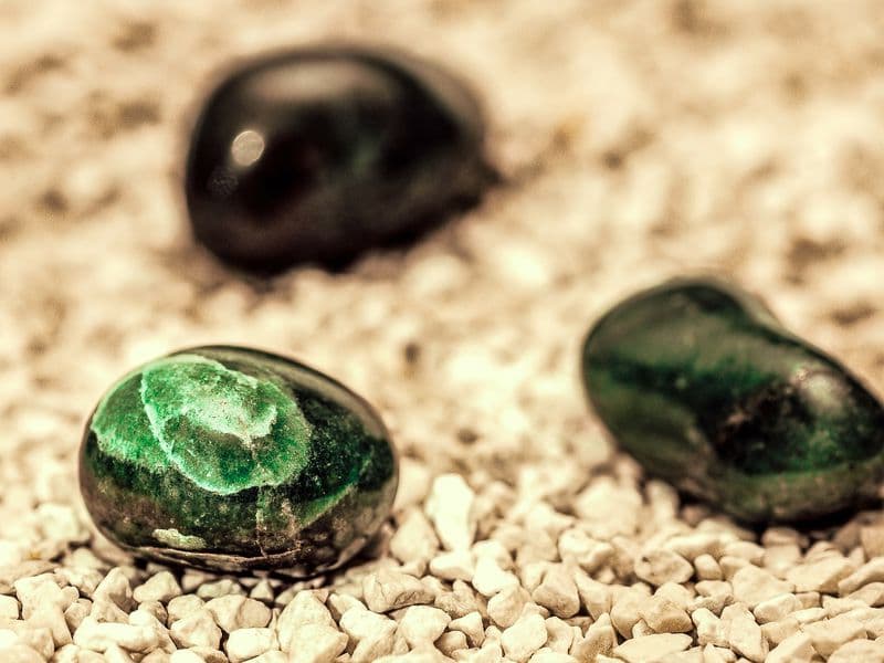 سنگ عقیق چه خواصی دارد؟ + معرفی کامل