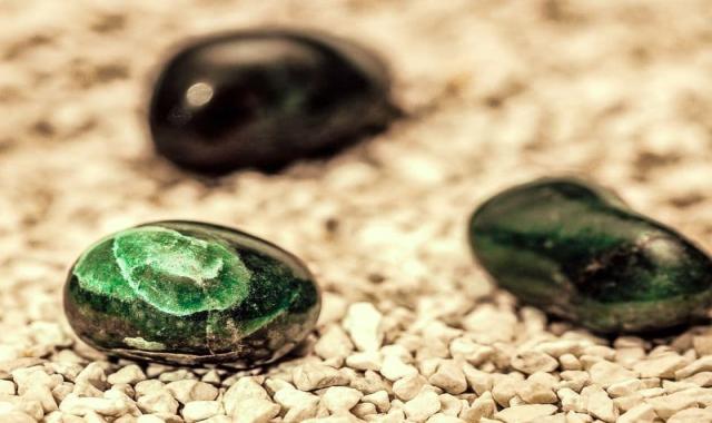 سنگ عقیق چه خواصی دارد؟ + معرفی کامل