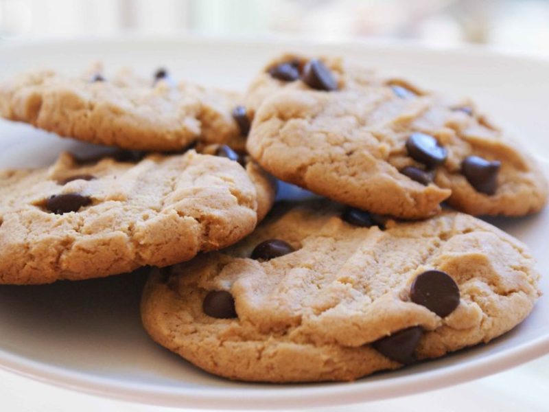 طرز تهیه کلوچه خوانساری + ساده و زعفرانی