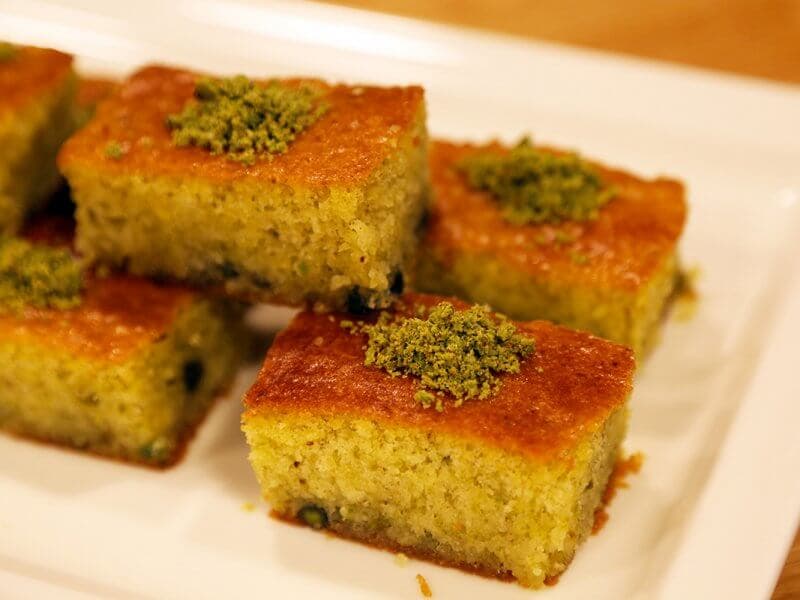 فروش کیک شربتی با بافتی نرم