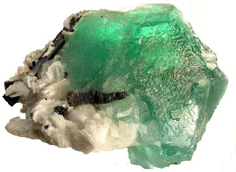 مشخصات سنگ زمرد خام و نحوه خرید عمده