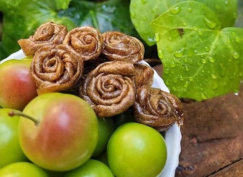 خرید عمده لواشک سیب سبز ترش با بهترین شرایط