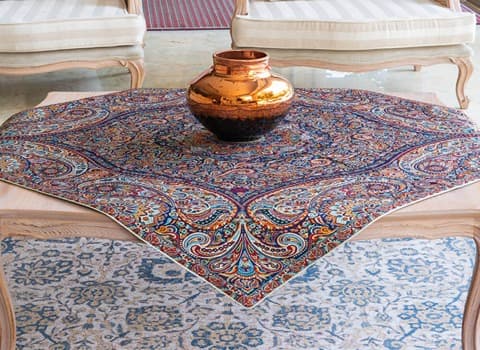 خرید عمده رومیزی ترمه دست دوز با بهترین شرایط