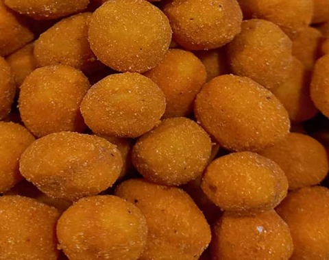 مغز بادام زمینی طعم دار همراه با توضیحات کامل و آشنایی