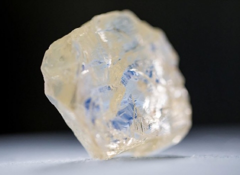 الماس خام کدر تراش نخورده کنگو اصل کد 310