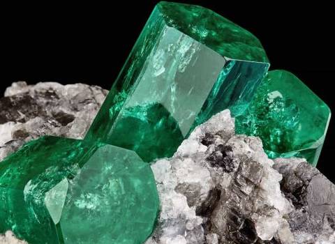 زمرد پنجشیر سبز کلمبیا صاف نایاب کد 93