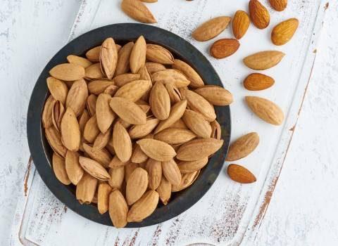 بادام کوهی تلخ و خواص آن برای زن باردار کد 05