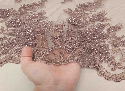 قیمت و خرید پارچه مجلسی کار شده با مشخصات کامل