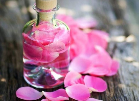 گلاب برای درد قاعدگی و نحوه استفاده از آن کد 12