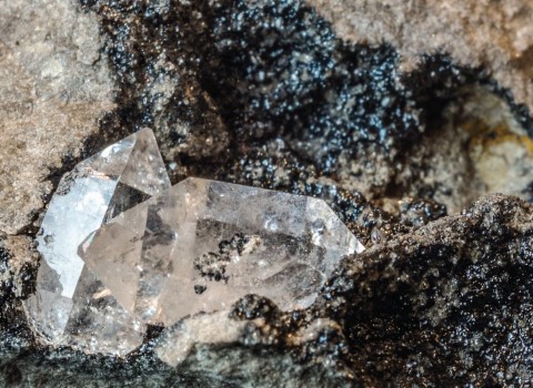 الماس خام کدر و معیار ارزش گذاری آن کد 09