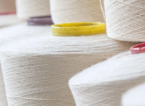 نخ ابریشم طبیعی قم همراه با توضیحات کامل و آشنایی