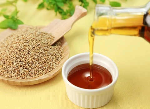 روغن کنجد برای لک صورت حاوی مواد مغذی ویتامین کد 99