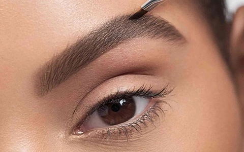 رنگ ابرو مشکی طبیعی در تبریز کد 44