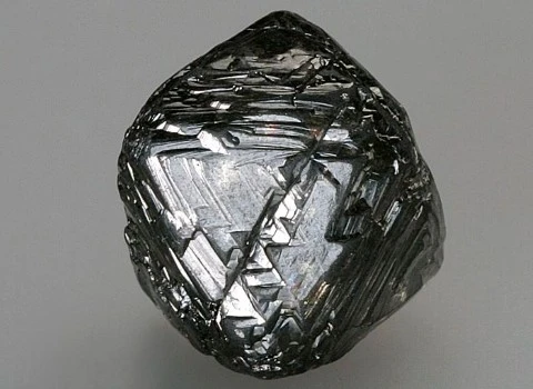 سنگ الماس سیاه خام تراش نخورده ارزان کد 16