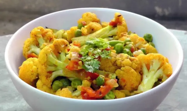 طرز تهیه ترشی گل کلم با زردچوبه راحت و مرحله به مرحله