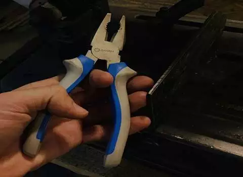 قیمت خرید عمده انبر دست حرفه ای ارزان و مناسب