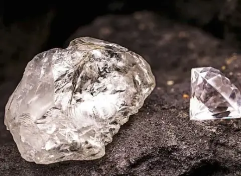 الماس خام کدر اصل افریقا با بهترین قیمت کد 03