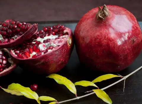 طبع انار گرم است یا سرد و تفاوت انار شیرین و ترش