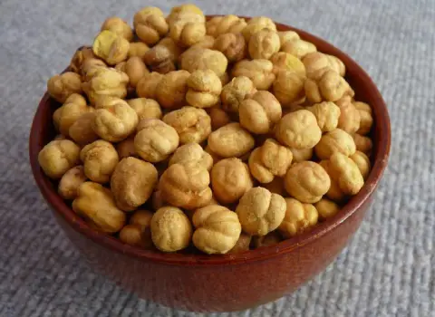 میزان کالری نخودچی در هر 100 گرم چقدر است؟