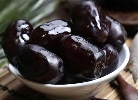 فروش عمده و نحوه پخش خرما مضافتی بسته بندی شده