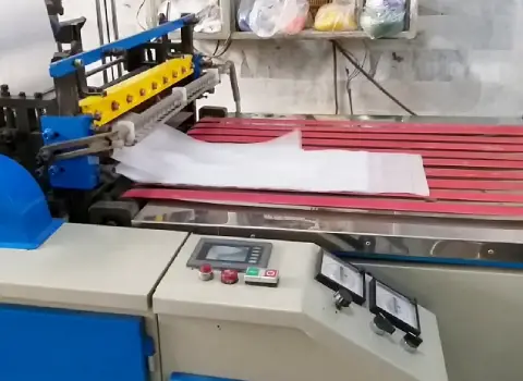 مشخصات و ویژگی های دستگاه تولید نایلون دسته دار