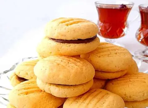 خرید عمده کلوچه با بهترین شرایط