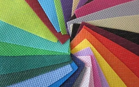 صادر کننده عمده پارچه اسپان باند به کشور های ترکیه ، ارمنستان ، افغانستان و عراق